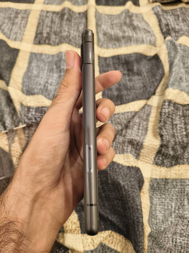 Google Pixel 7a 2