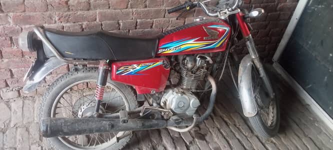 sale 125 every thing genuine har cheez genuine hay zabardast hay
