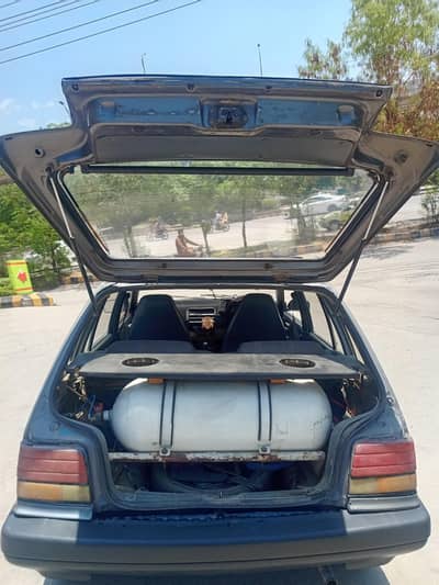 Suzuki Khyber 2000