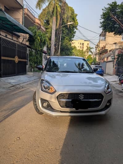 Suzuki Swift 2025 GLX CVT