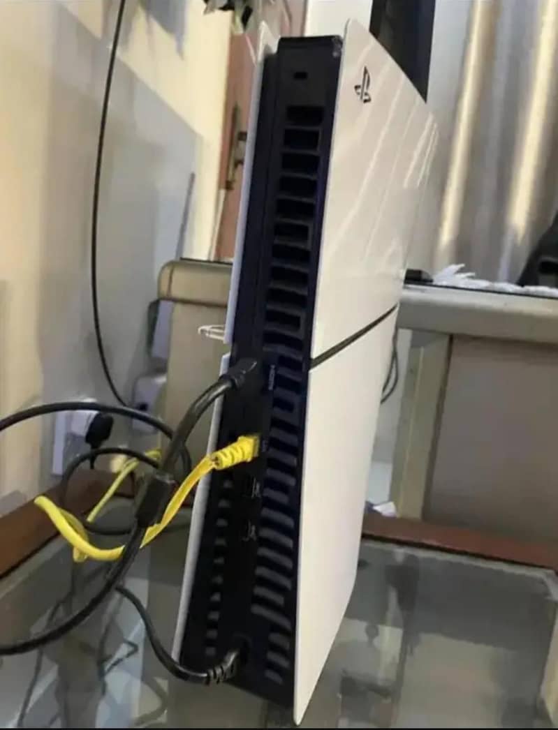 ps5 slim 2