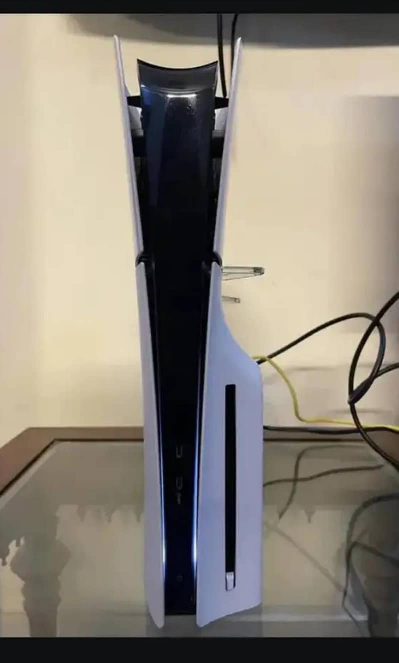 ps5 slim 4