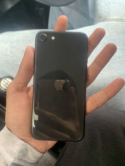Apple iPhone SE