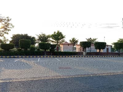 Prime Location Residential Plot 10 Marla For sale In Central Park - Block F