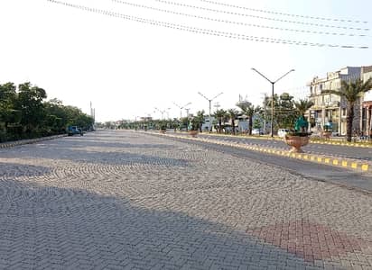 Prime Location 1 Kanal Residential Plot For sale In Beautiful Central Park - Block A