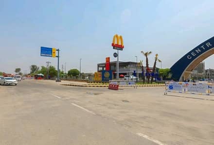 Best Options For Corner Commercial Plot Is Available For sale In Central Park - Block G