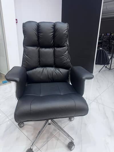 Executive Imported Chair | 5 Days Used only | 12 months warranty