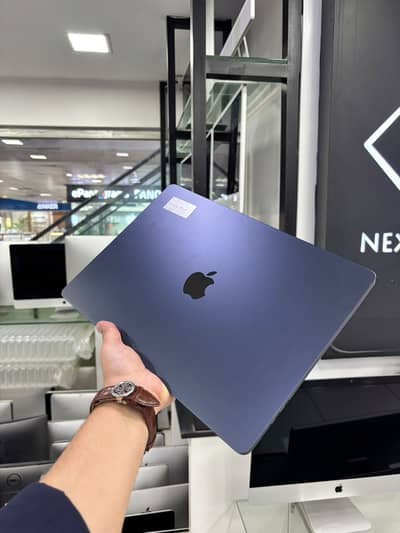 Apple MacBook Air M4 2024 15" | 16GB RAM | 256GB SSD | Apple Warranty