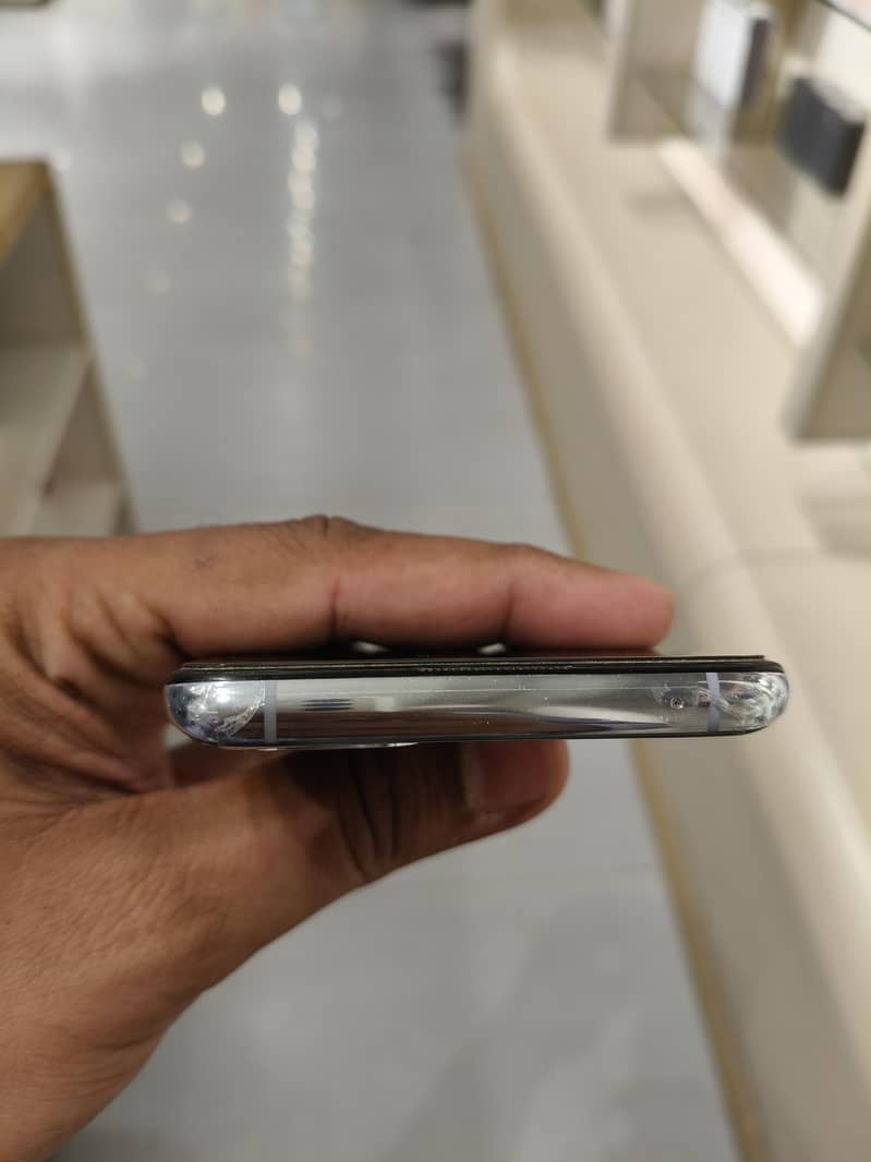 One Plus 8T 5