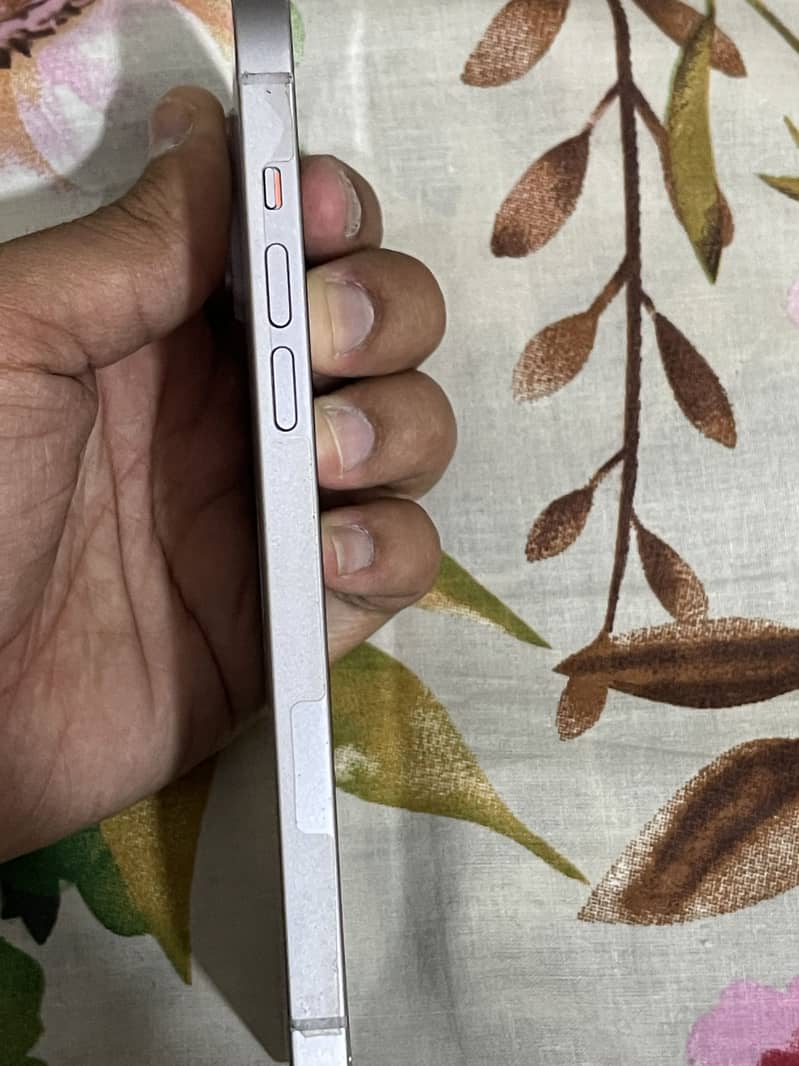 Apple iPhone 14 plus 6