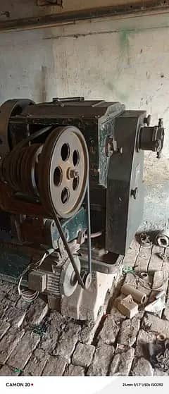 8 ft lathe machine with 4inch spindle hole 16 inch dag chuck