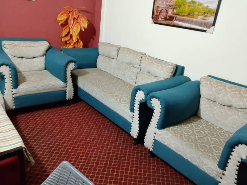5 seater Sofa set 0