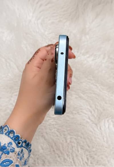 Xiaomi Redmi 13 8GB/256GB – Like New Condition