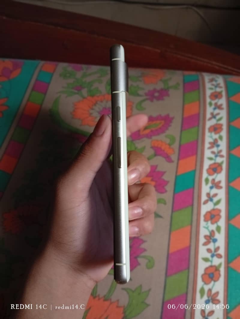 Google Pixel 7 2