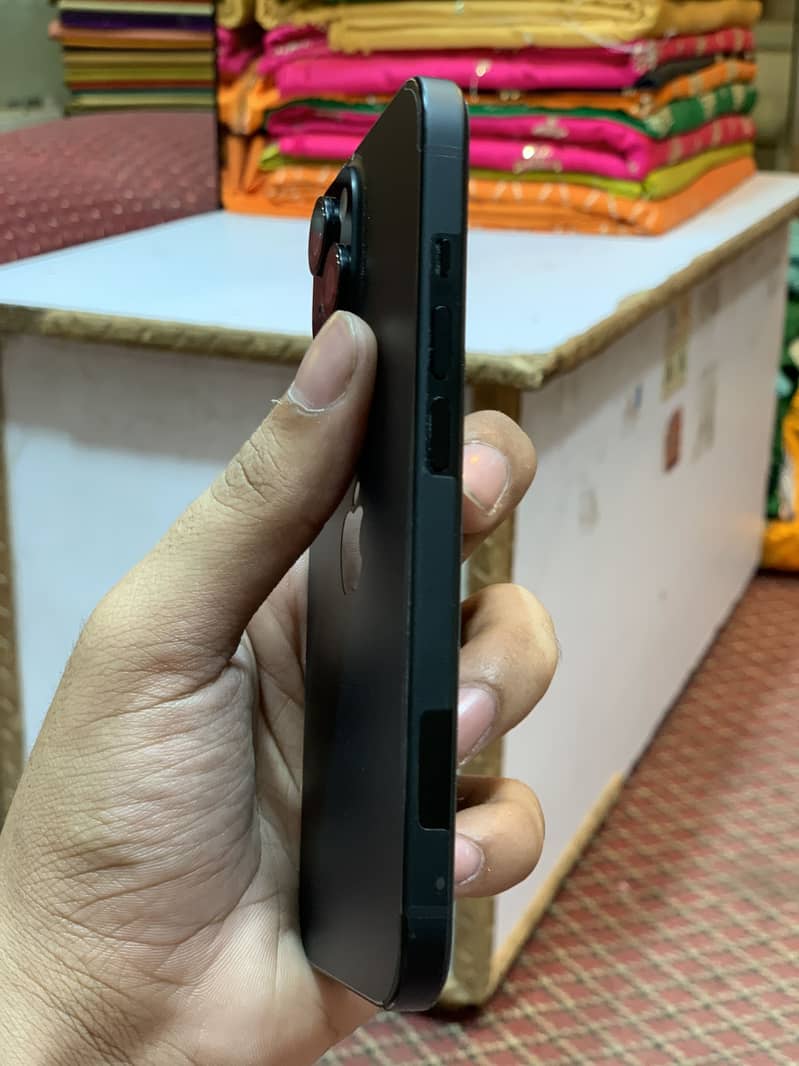 Apple iPhone 15 0