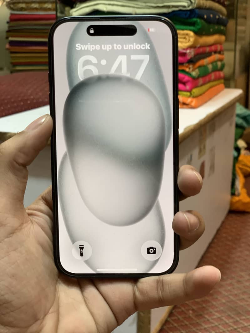 Apple iPhone 15 5