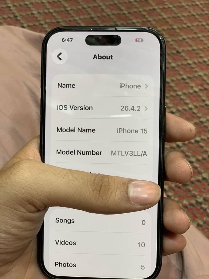 Apple iPhone 15 8