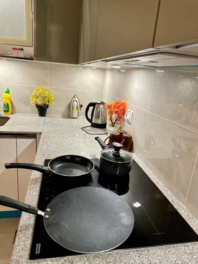 Pentasquare Luxury Studio Apartment DHA Ph5 on per day rent