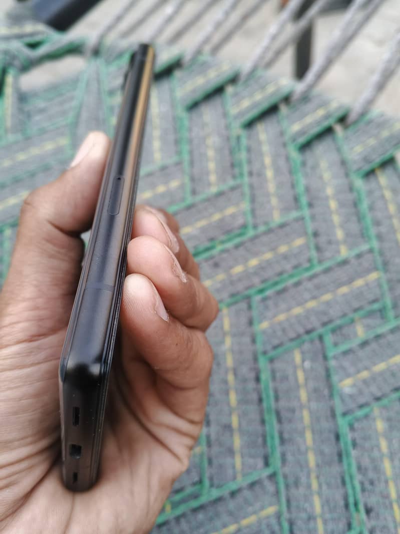 Google Pixel 6a 5