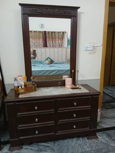 Dressing Table - Diyar wood