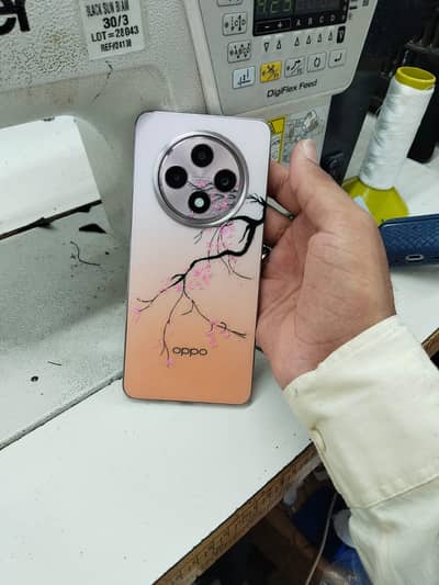 OPPO Reno12 F