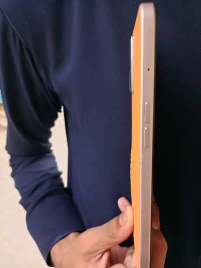 OPPO F21 Pro
