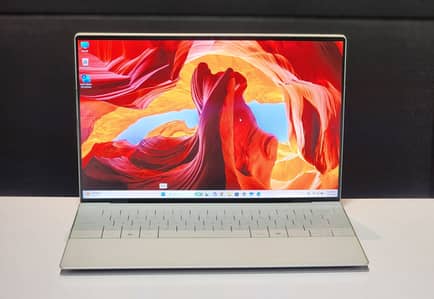 Dell XPS 9340 | Core Ultra 7 155H | 16GB LPDDR5X | Intel Arc  |