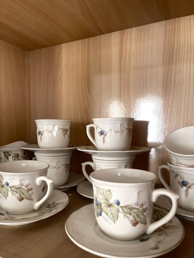 60 Pc Dinner set 7