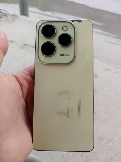 Infinix Hot 40