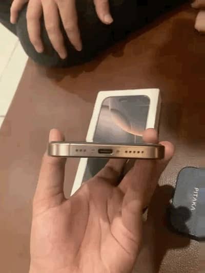 Apple iPhone 16 Pro