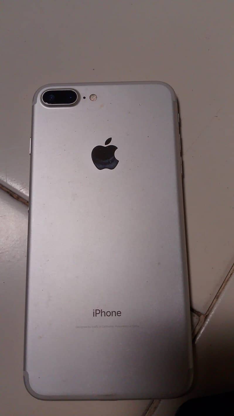Apple iPhone 7 Plus 4