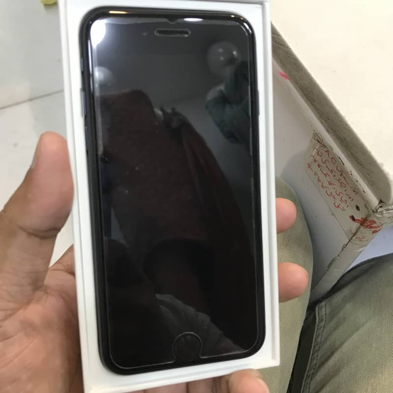 Apple iPhone SE 3rd generation 2