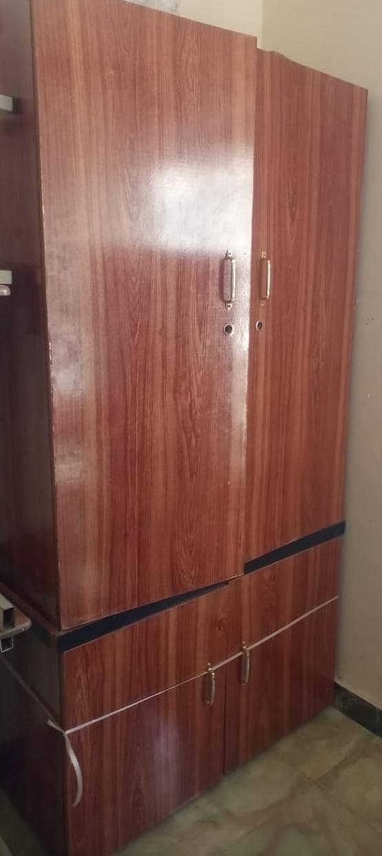 solid wood wardrobe 0