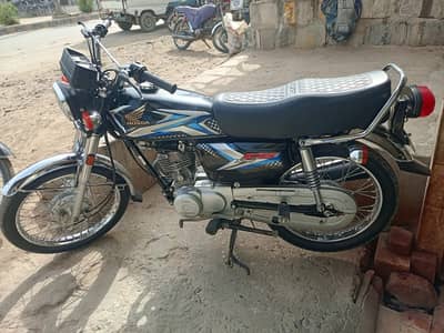 Honda CG 125 2025