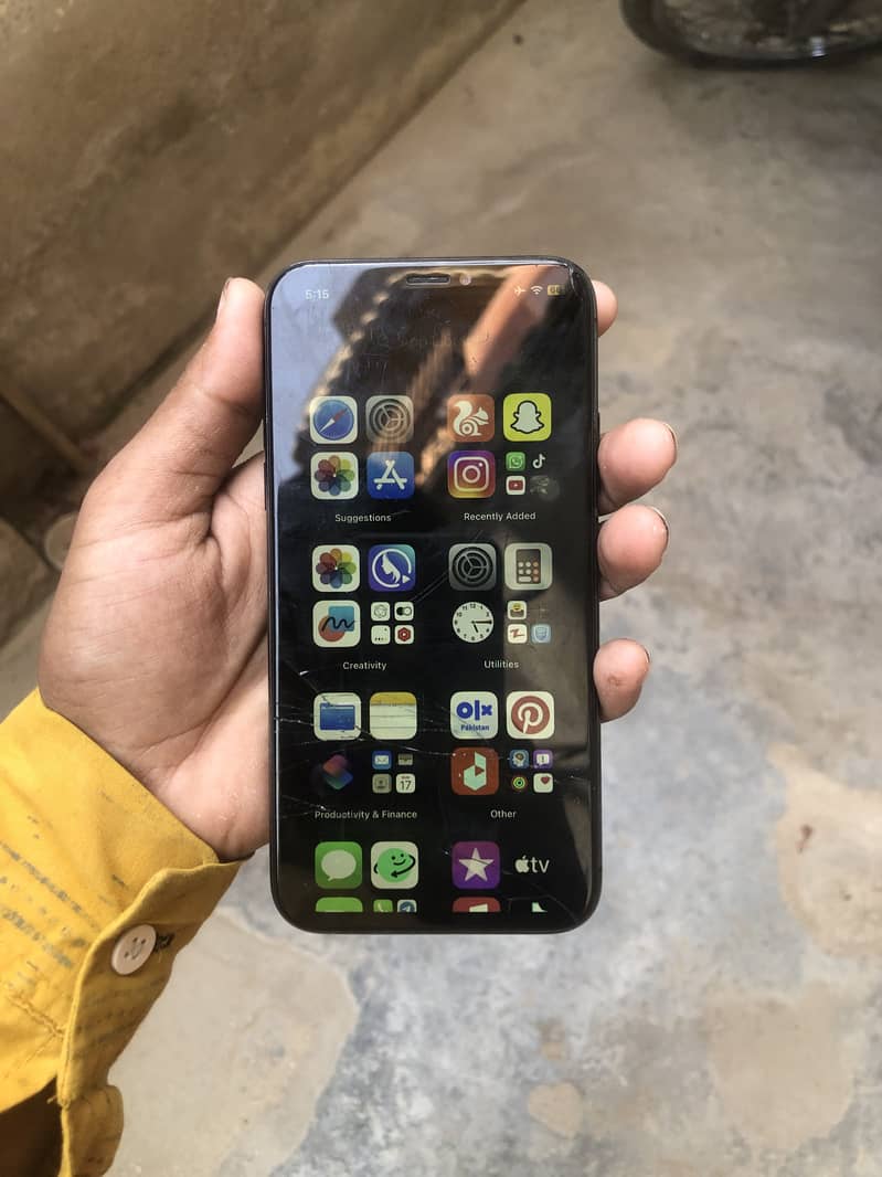 Apple iPhone X 5
