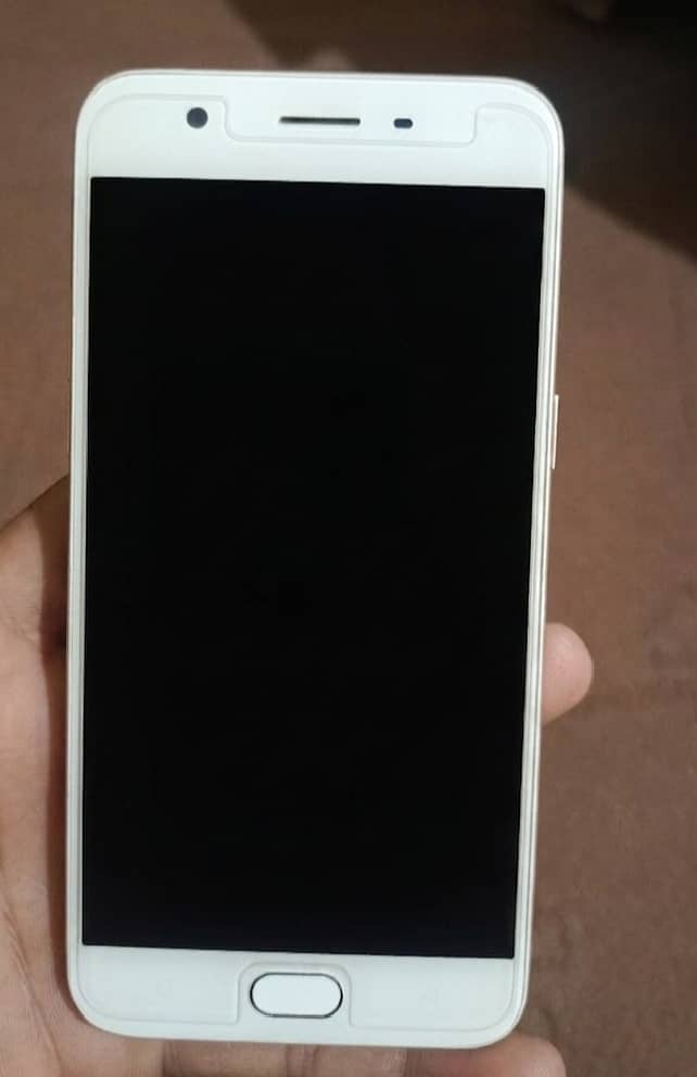 OPPO A57 0