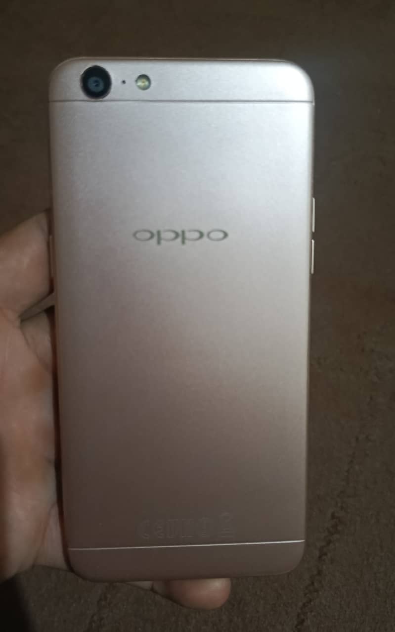 OPPO A57 1