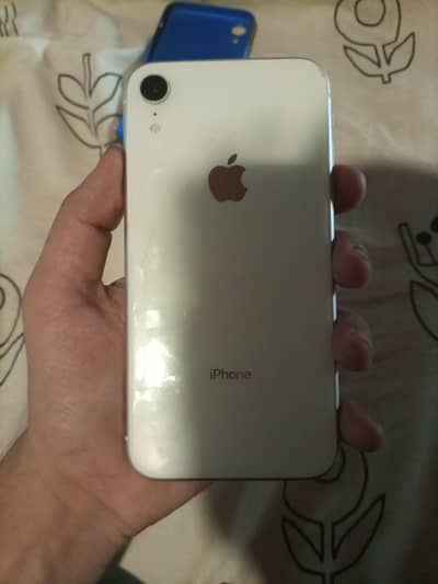 Apple iPhone XR