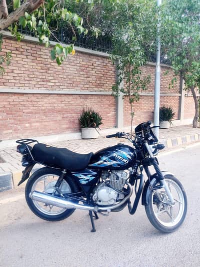 Suzuki GS 150 special edition