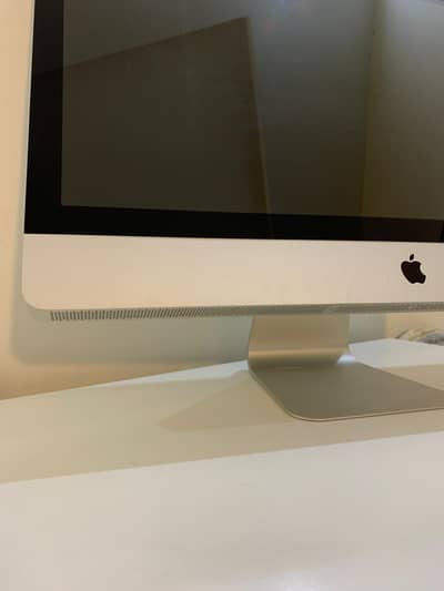 Apple iMac 27-inch (Core i7 / Dedicated GPU) – Complete Boxed Pack