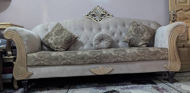 5 Seater Sofa With Side Table