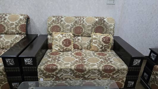 Sofa Set for sale