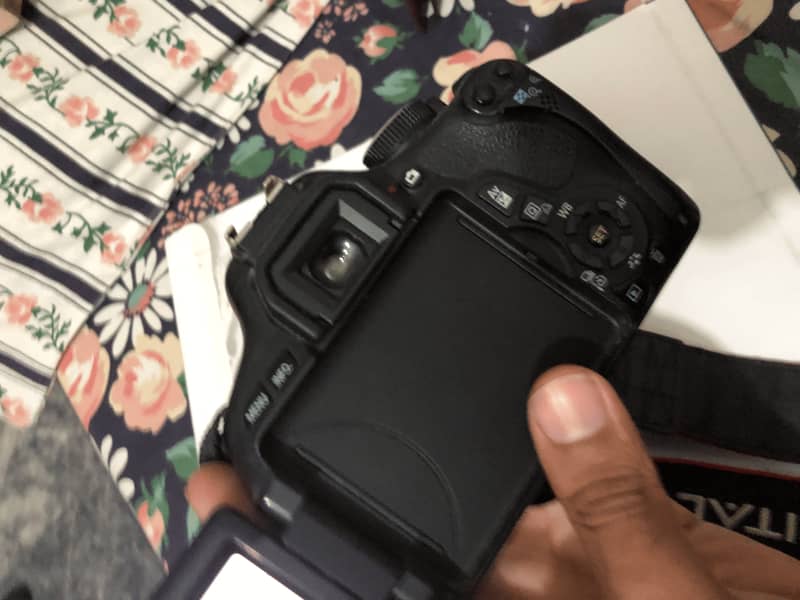 Canon EOS 600D 3