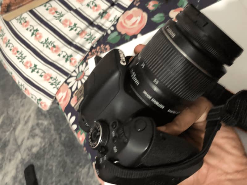 Canon EOS 600D 4