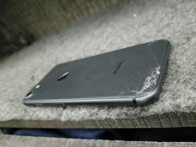 Apple iPhone 8