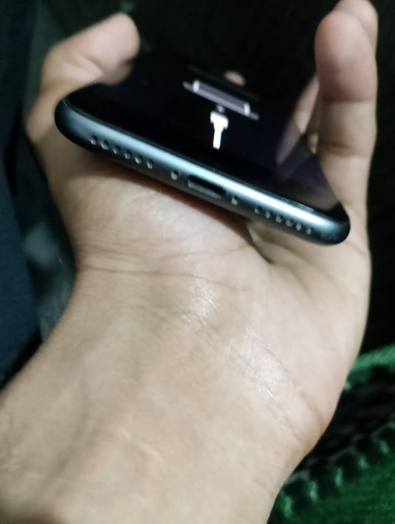 Apple iPhone 8 2