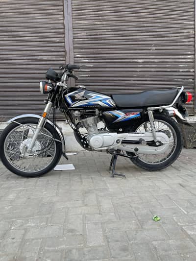 HONDA 125 CG BLACK 2025 Model