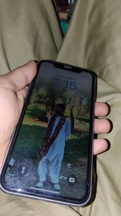 Apple iPhone 11