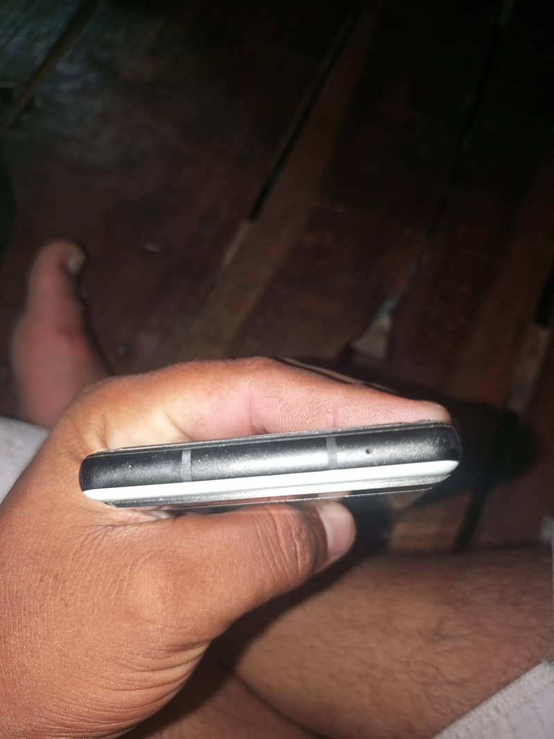 Google Pixel 6a 0