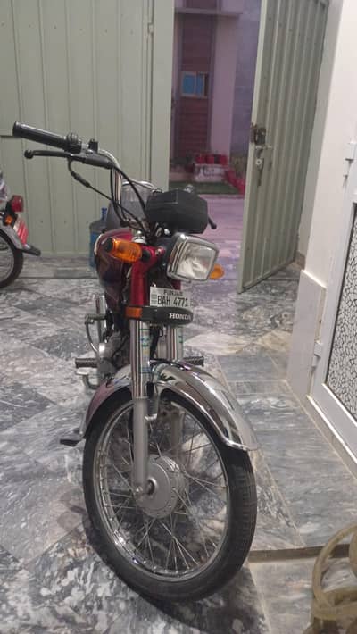 Honda CD 70 2025 Red